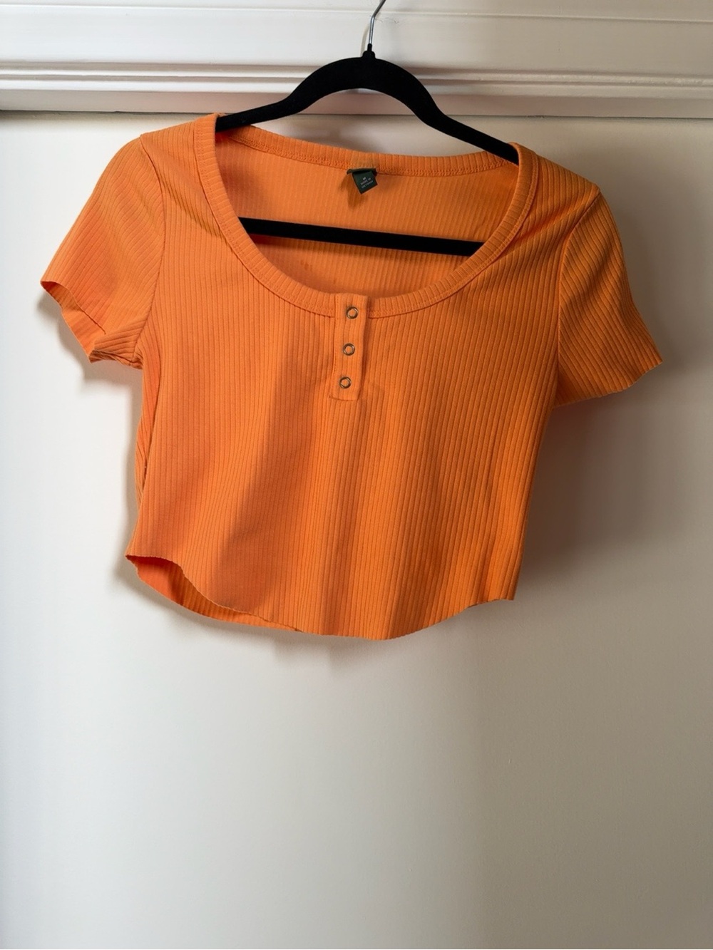 Wild Fable Orange Ribbed Crop Top Henley Scoop Neck M